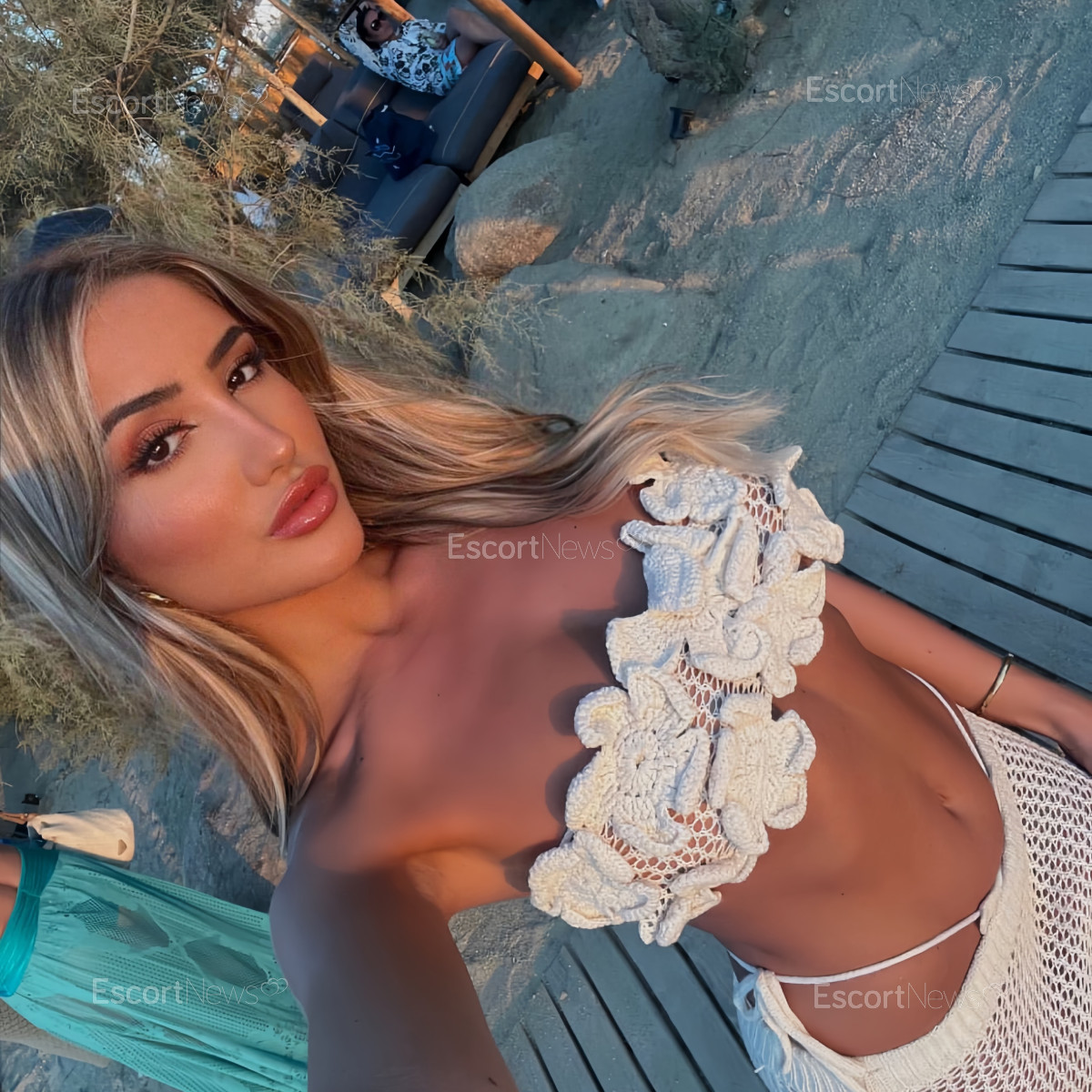 Mia 