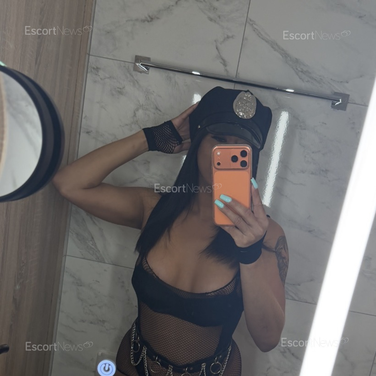 Jennyfer Knust 