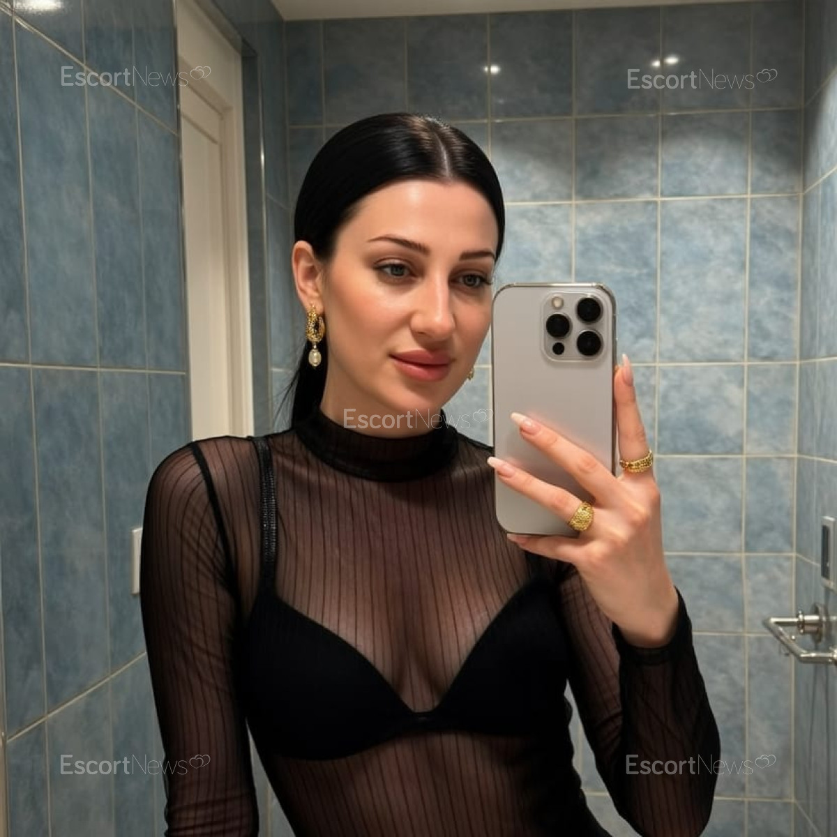 VERONICA 