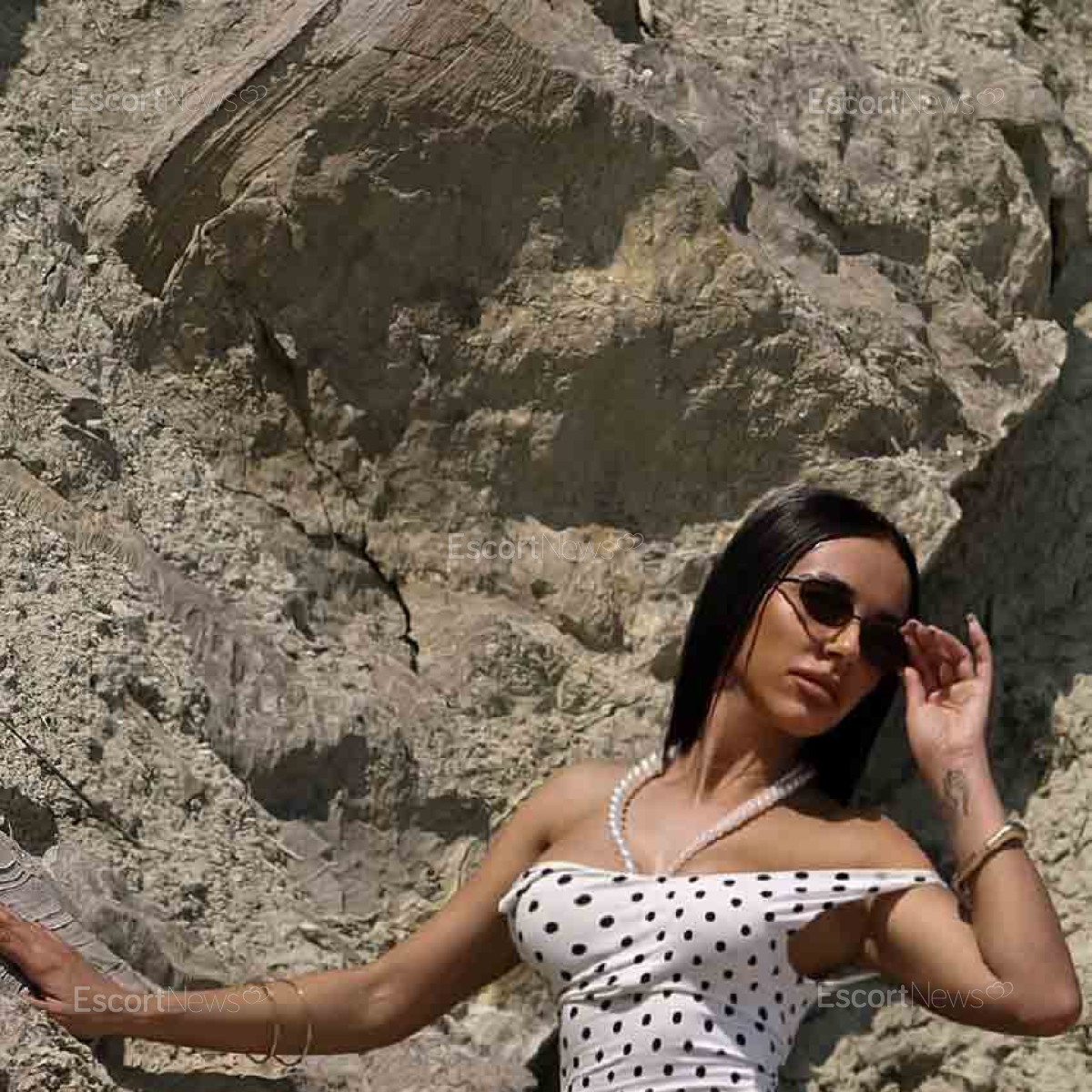 NICOLE STARS