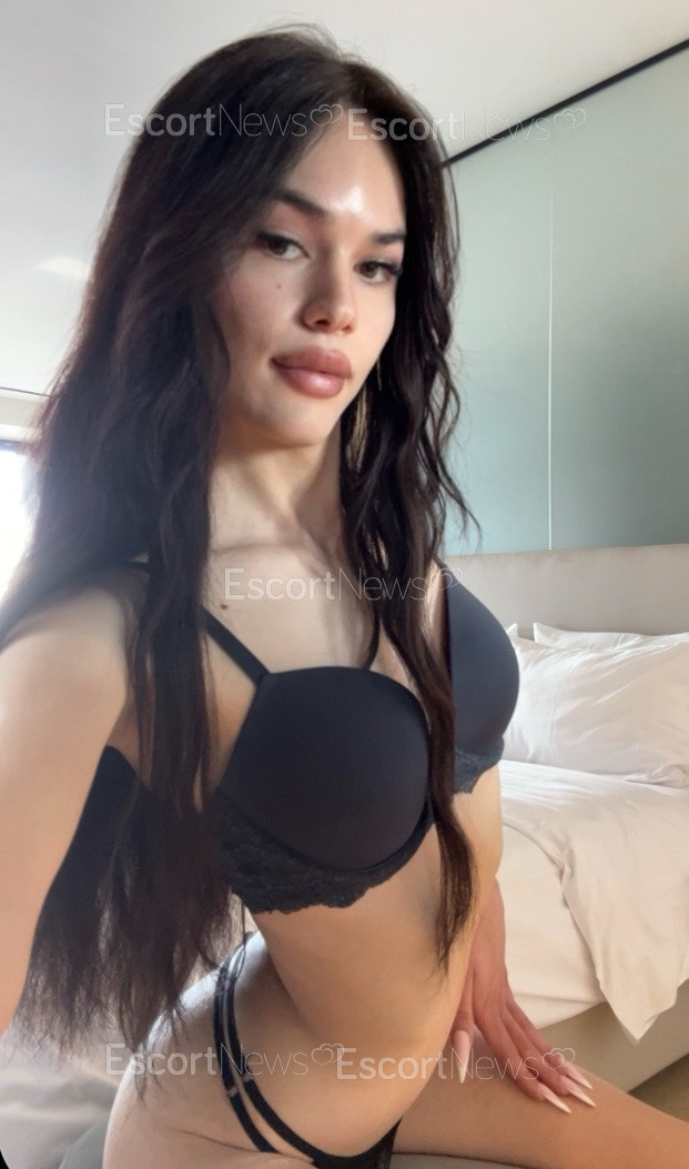 Bella 