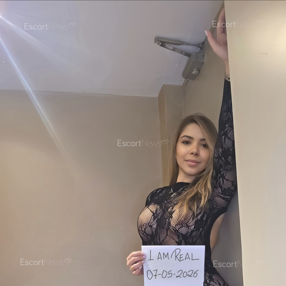 JAQUE HOT