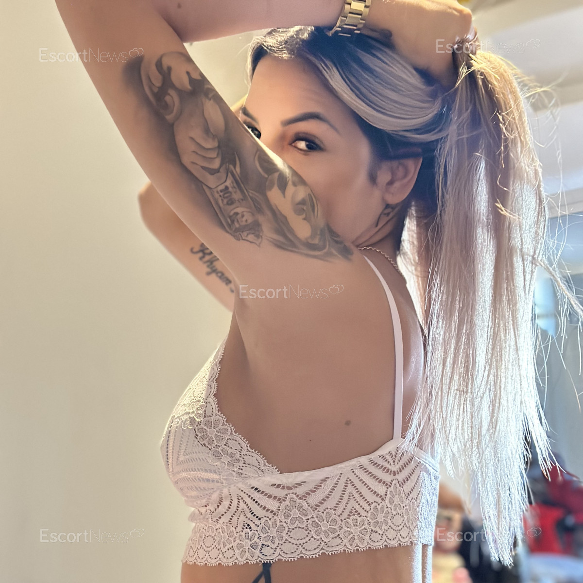 Bruna_deluxe