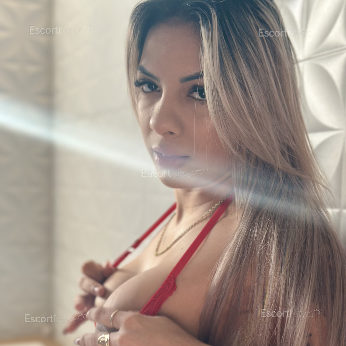 Bruna_deluxe