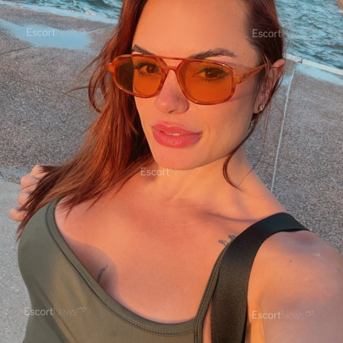 JESSICA ROSE 