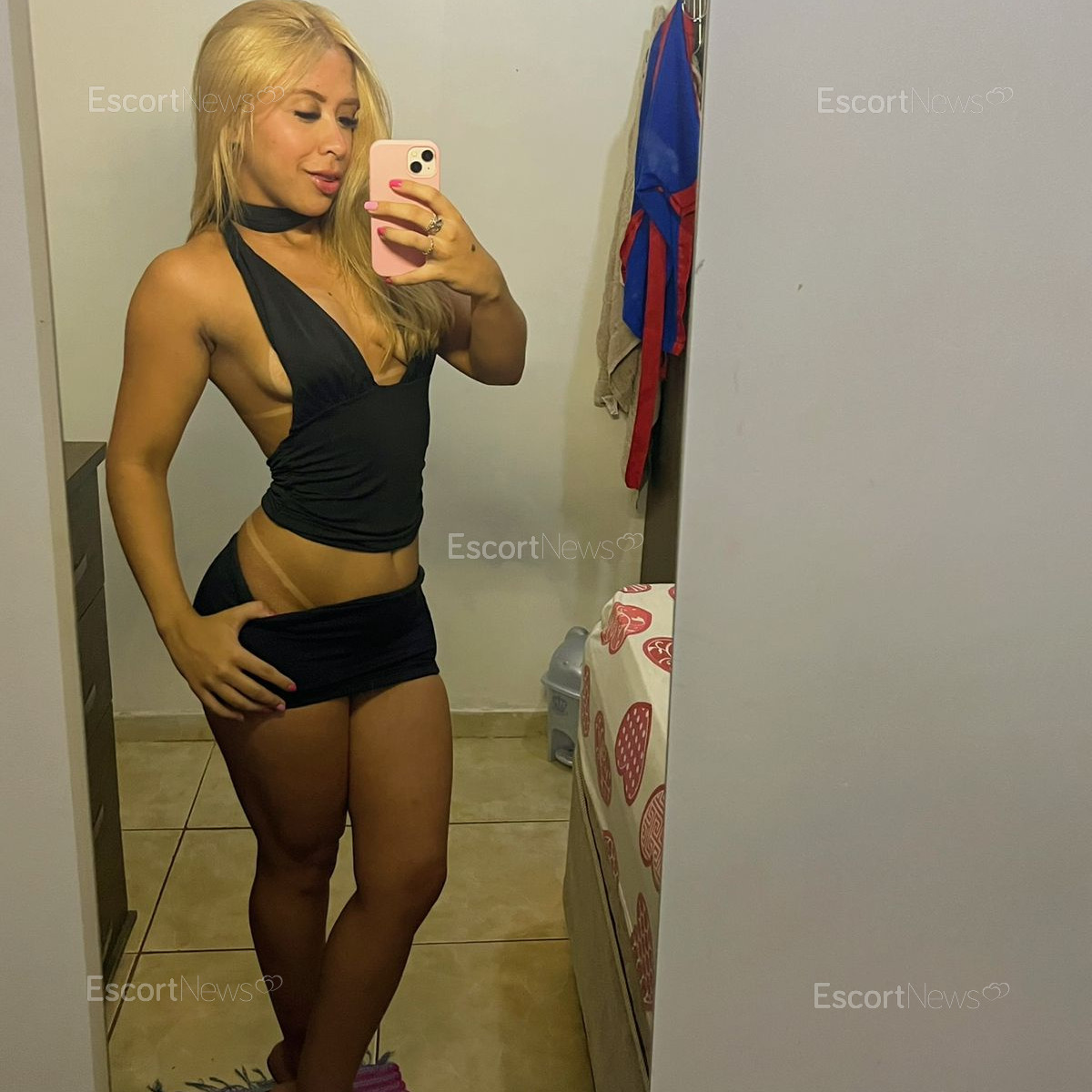 Sheron Rosa 