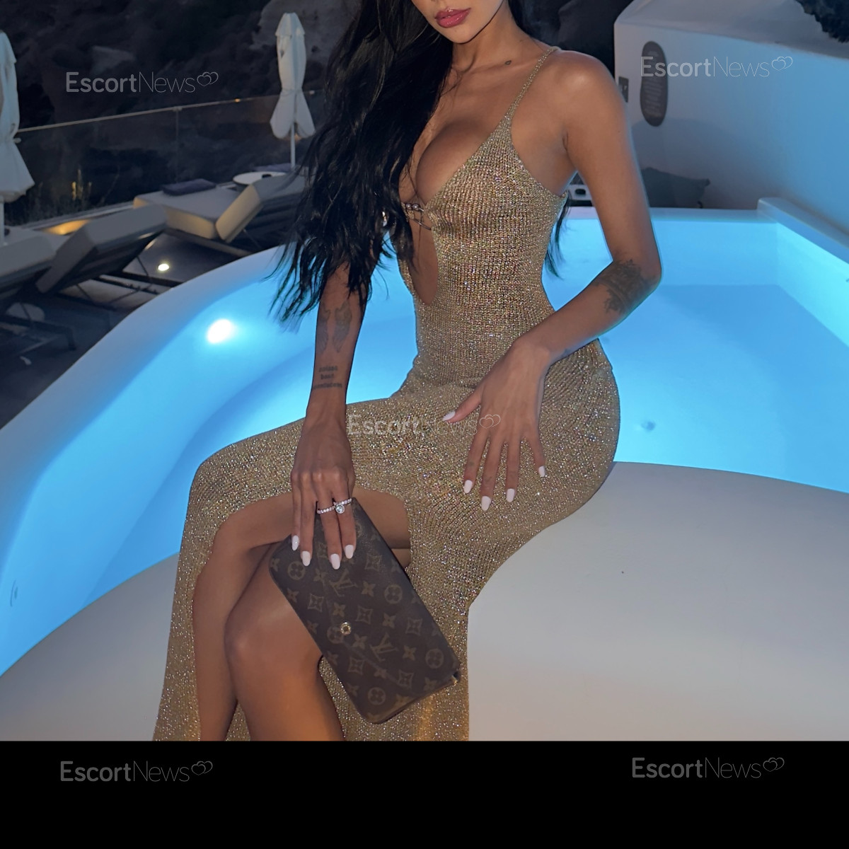 Thalia Petite