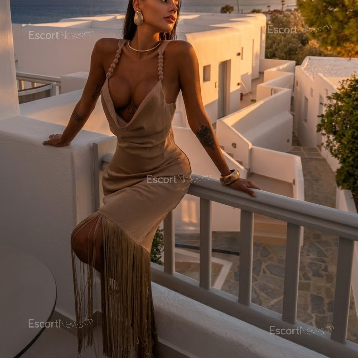 Thalia Petite