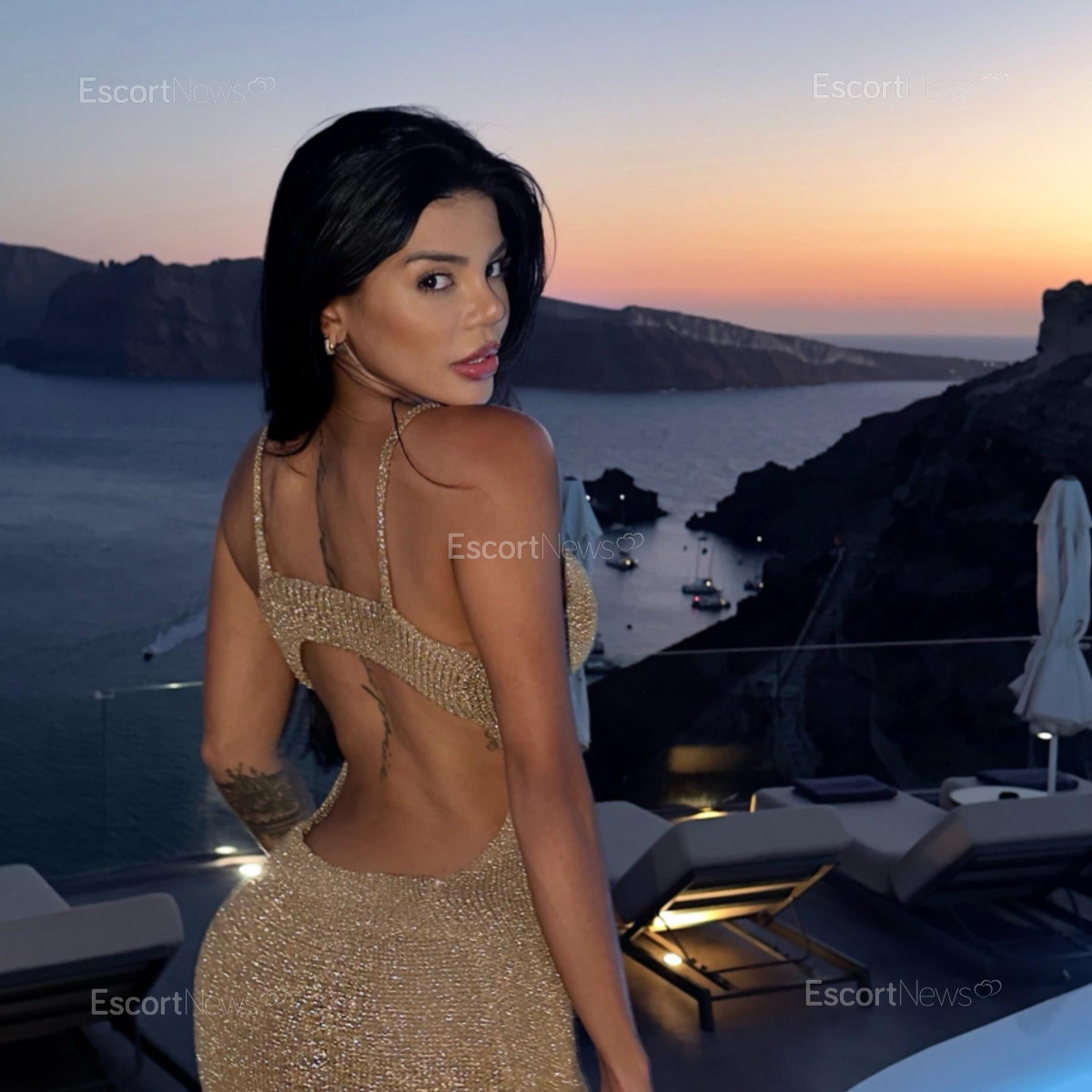 Thalia Petite