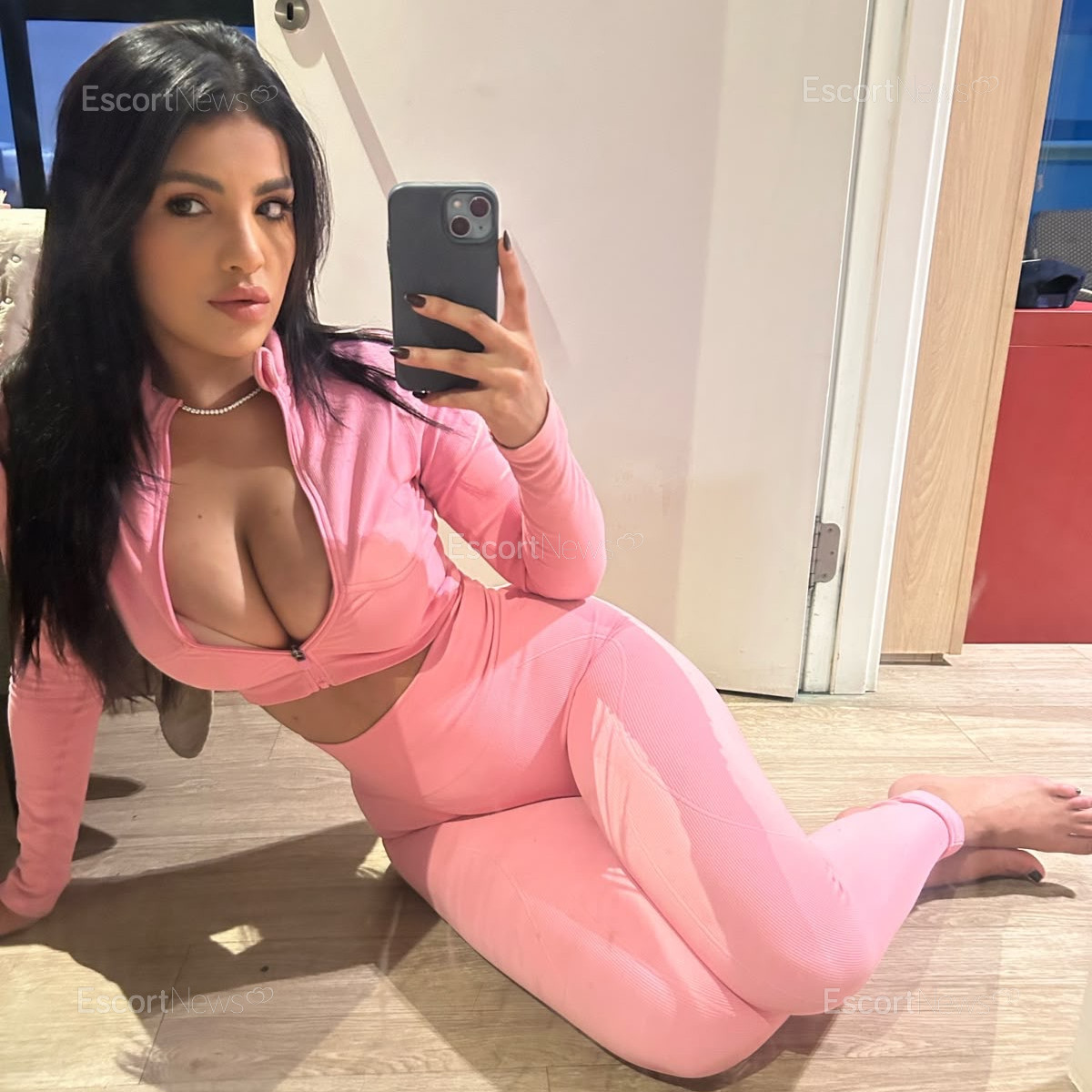 Mia