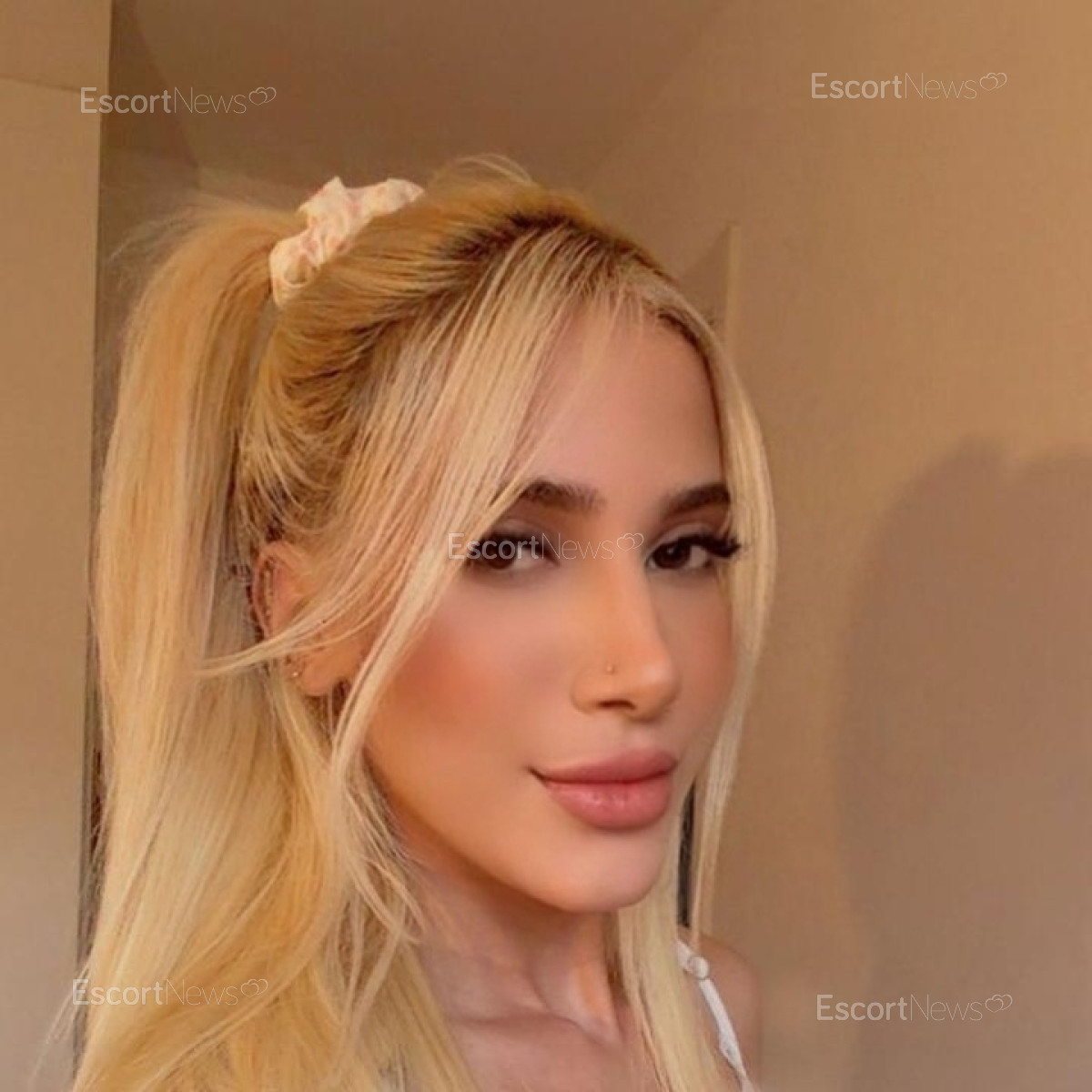 AYLA VIP