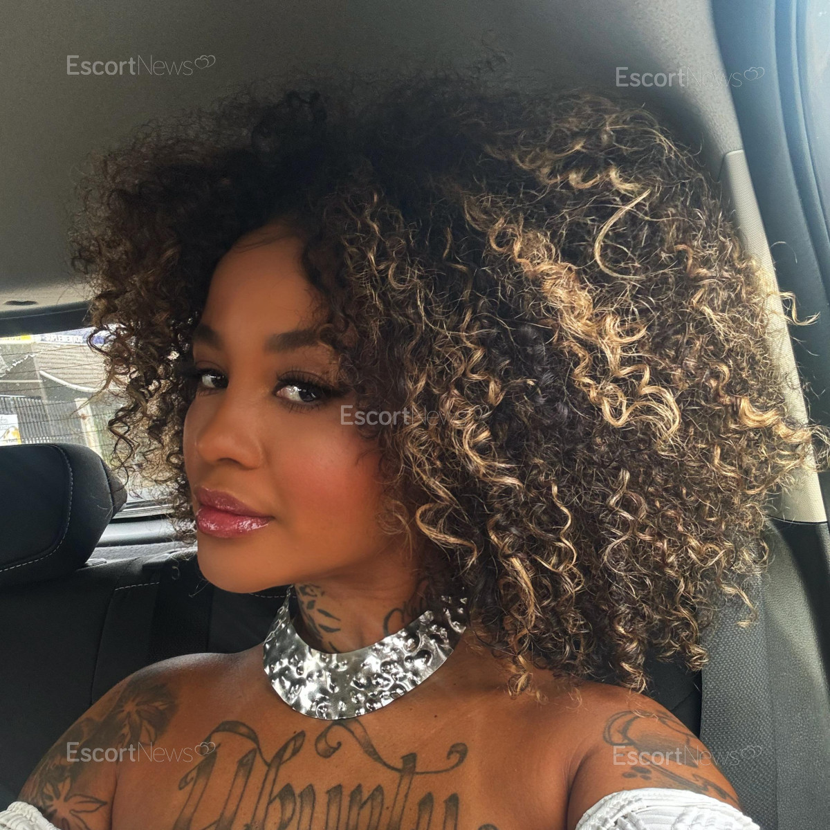 ALINA VIP