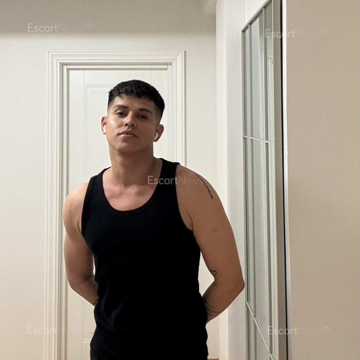 LatinoB