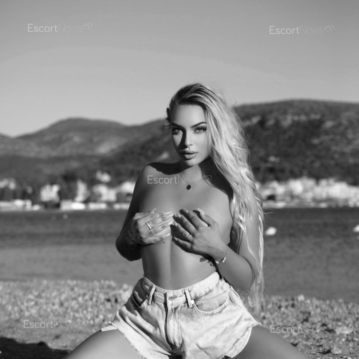 NEFELI GREEK