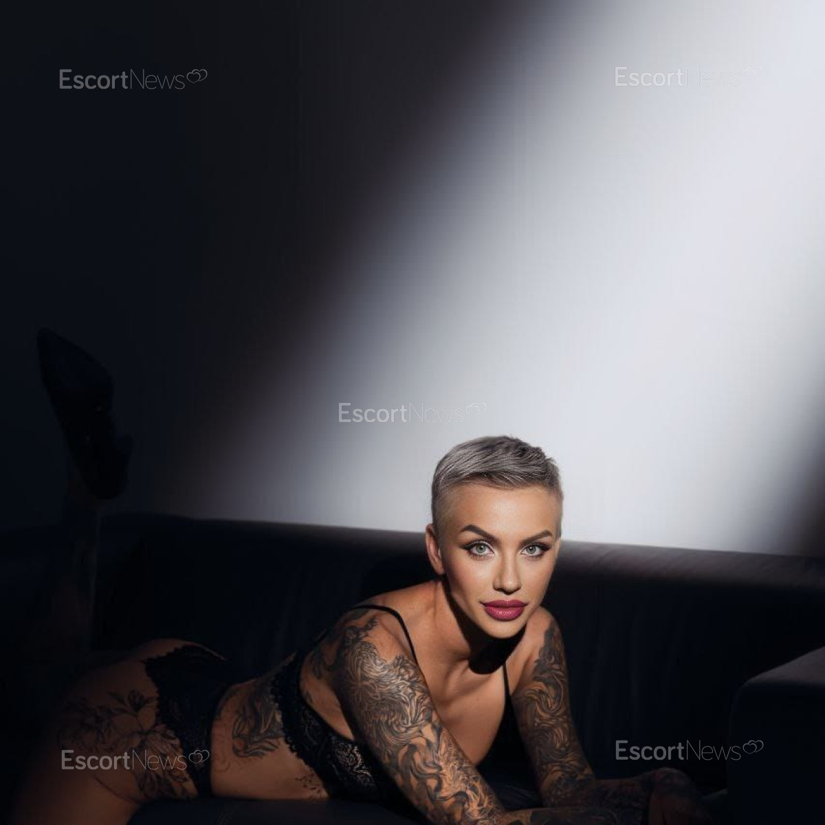 Nika_Top