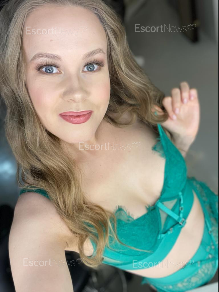 Polly Glamour