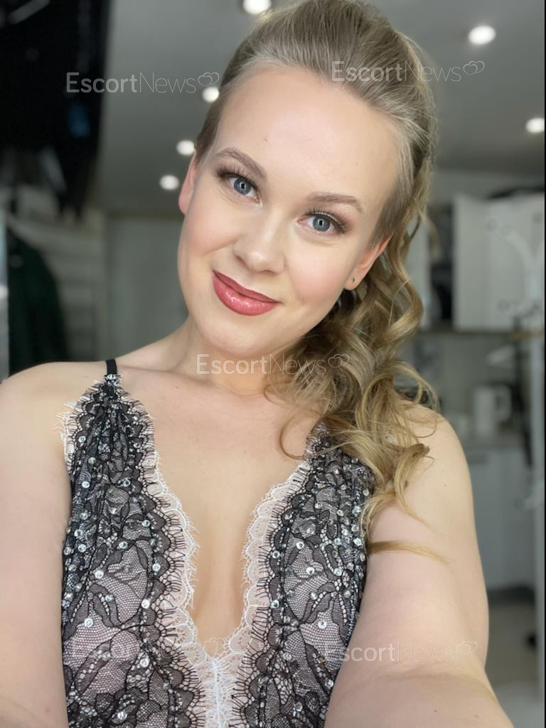 Polly Glamour