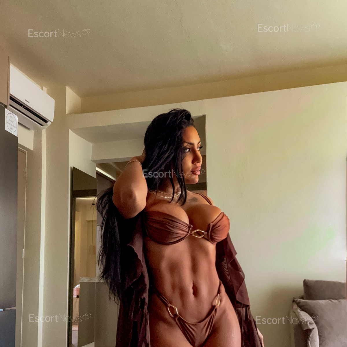 Lola Coutinho 