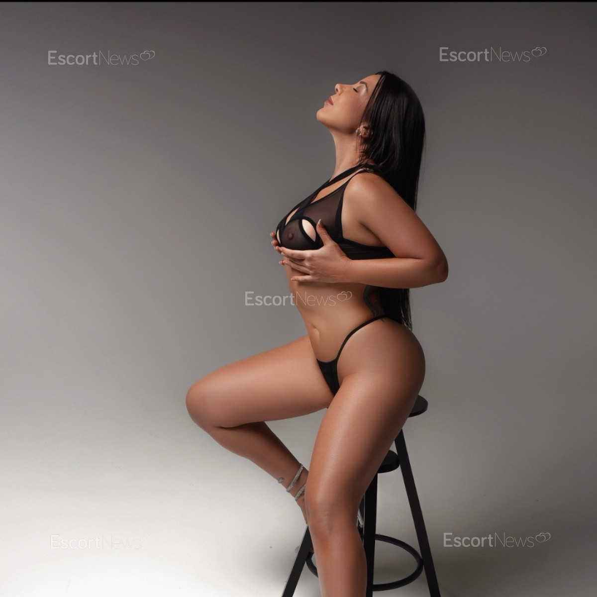 AMANDA VIP