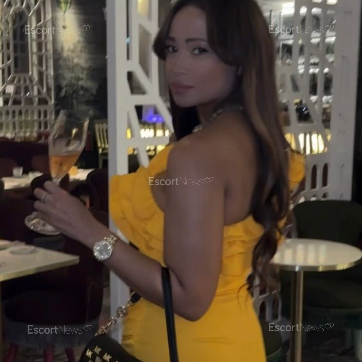 Kiara  honey 