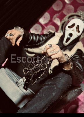 Profile image example