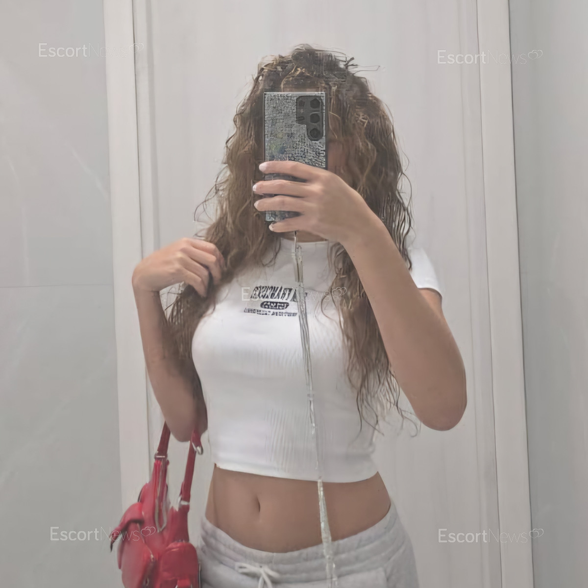 SHAKIRA GREEK