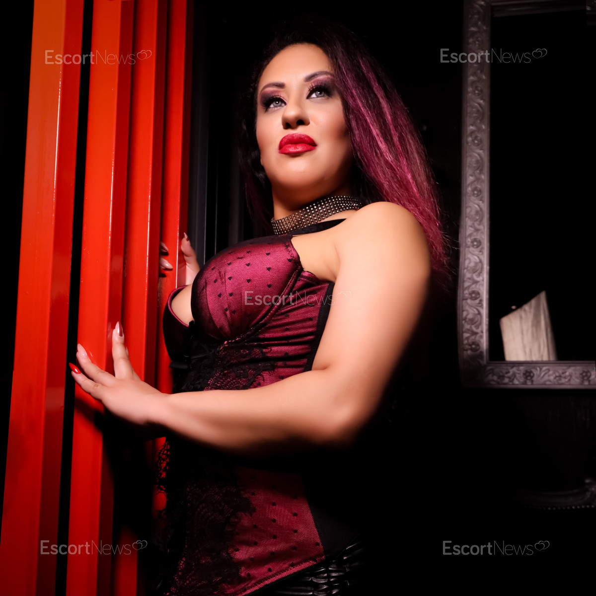 DOMINA ISIS