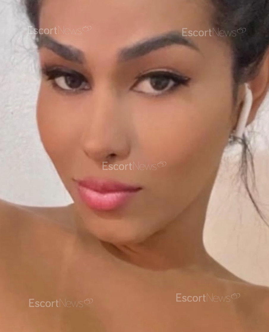 Anitta Ferraz 