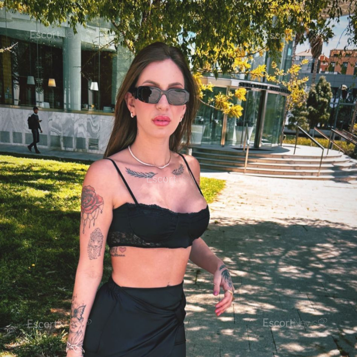 ELLA SIDARI