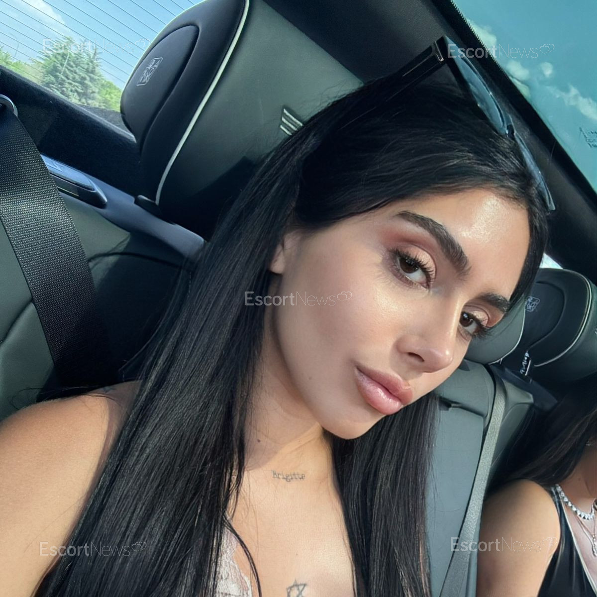MIA VIP