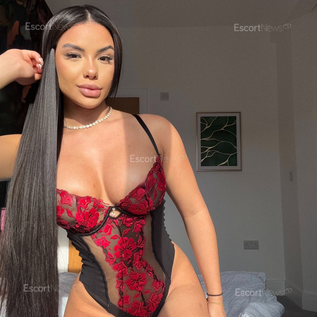JULIA VIP