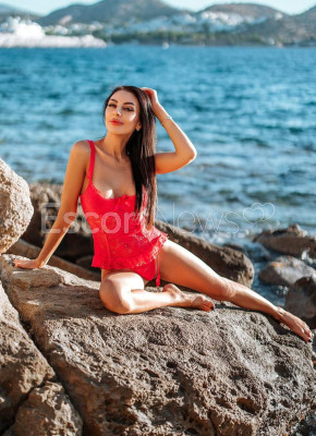 ATHENS ESCORTS STARS