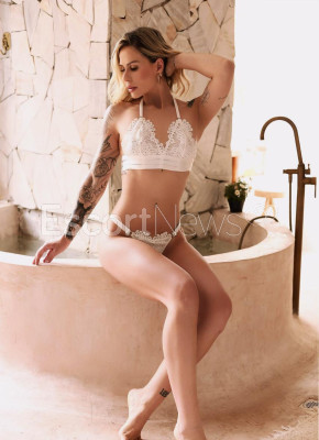 ATHENS ESCORTS STARS