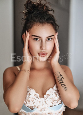 ATHENS STARS ESCORTS