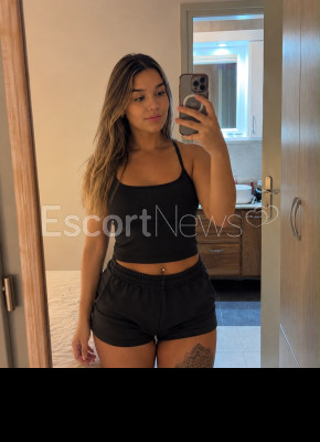 Thaís brazilian girl ?