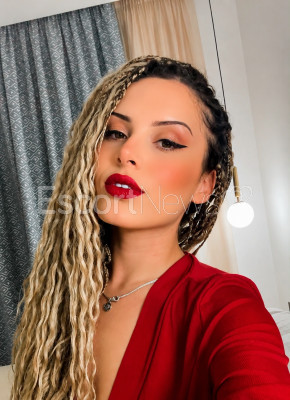 Hello my loves. I'm Brazilian and I'm dy