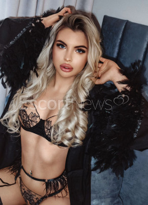 ATHENS ESCORTS STARS