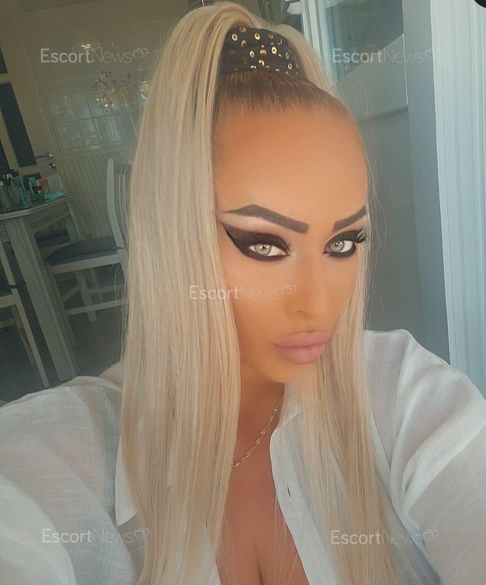 MELINA GFE 