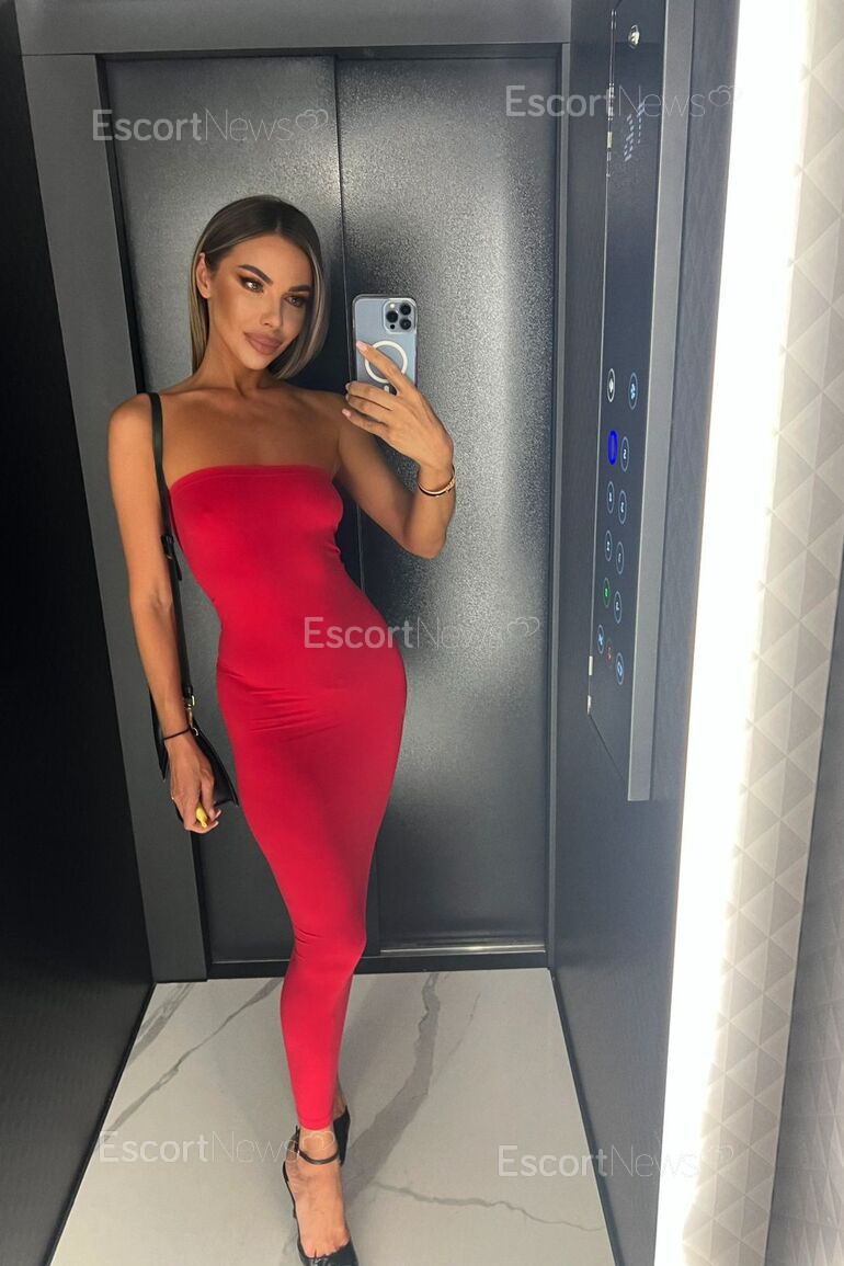 Emma Glamour