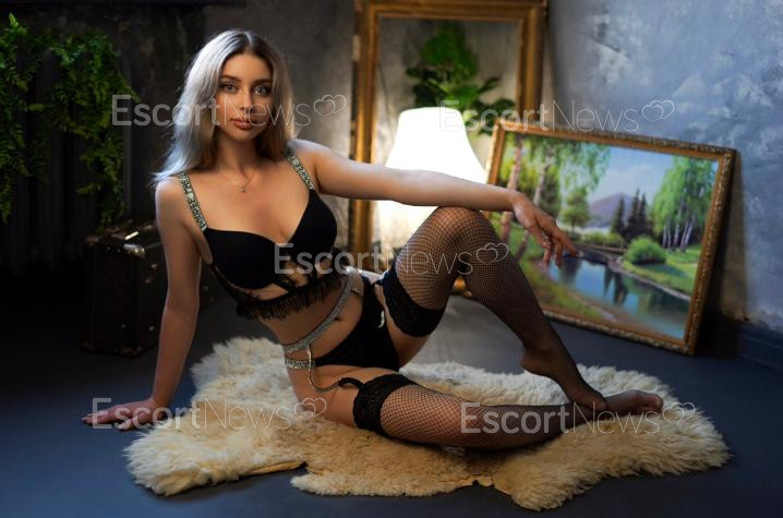 Emily hot