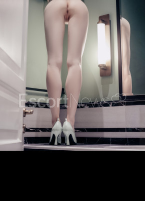 Profile image example